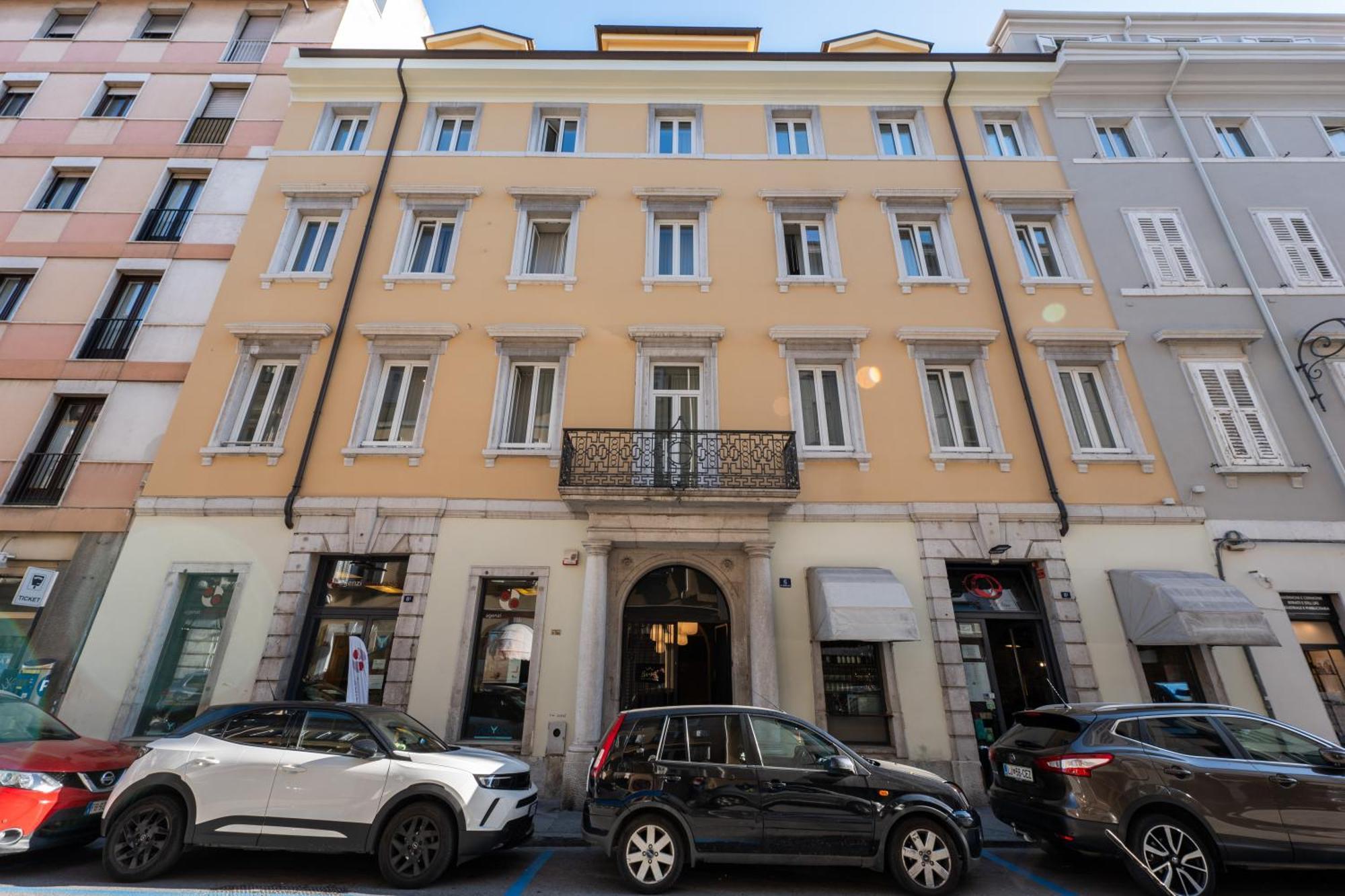 Maria Cristina Boutique Rooms トリエステ エクステリア 写真